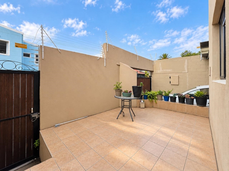 3 Bedroom Property for Sale in Woodstock Western Cape